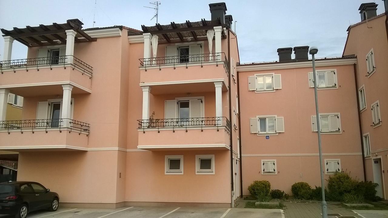 Vile Park Apartment Pula Ngoại thất bức ảnh