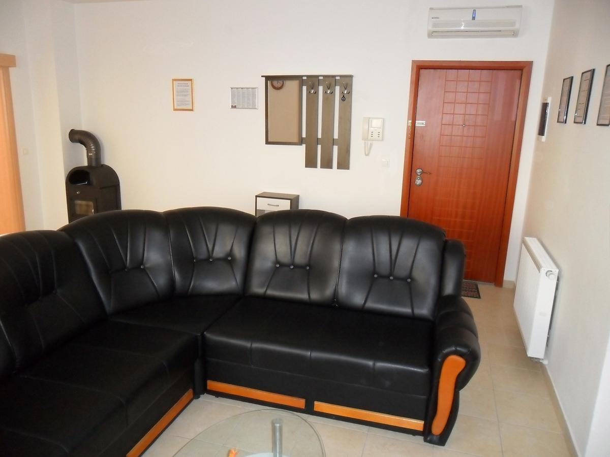 Vile Park Apartment Pula Ngoại thất bức ảnh